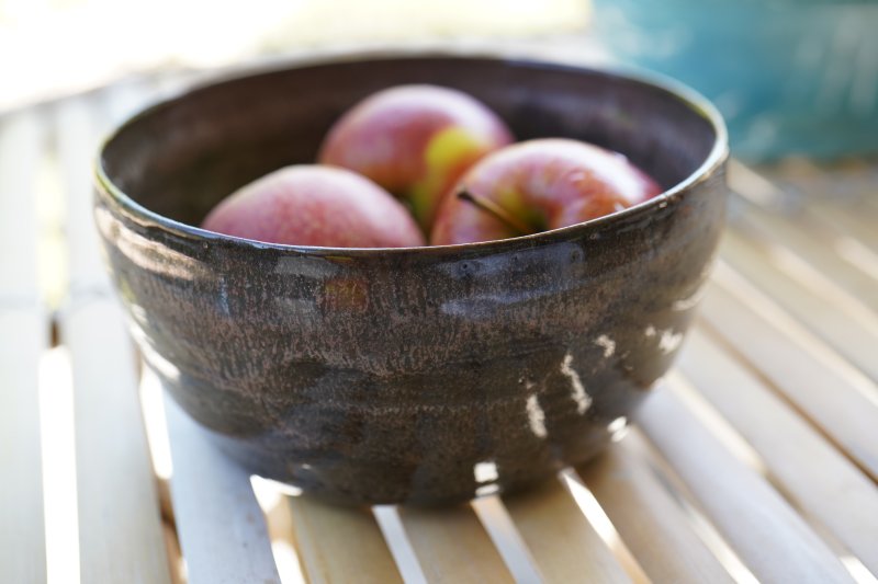 Keramik Bowl Schale handgetöpfer– braun schimmernd